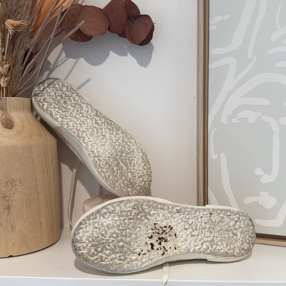 Superga Women sneaker Size 6 light pink polka dot style - Picture 3 of 3